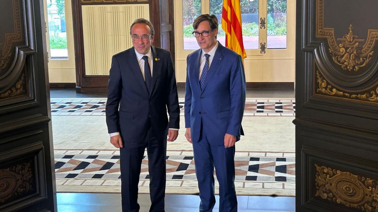 Junts i PSC traslladen a Rull la seva intenció de presentar-se a la investidura,  però encara no tenen suports