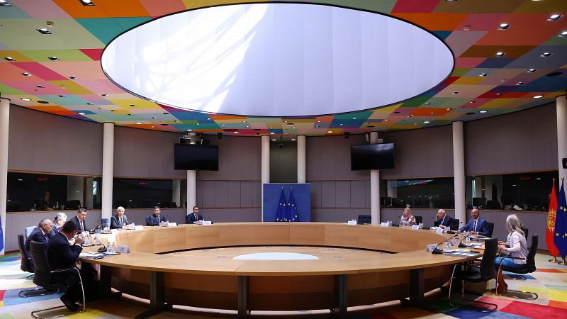 Cinco continentes - La futura ampliación de la UE con Ucrania y Moldavia - Escuchar ahora