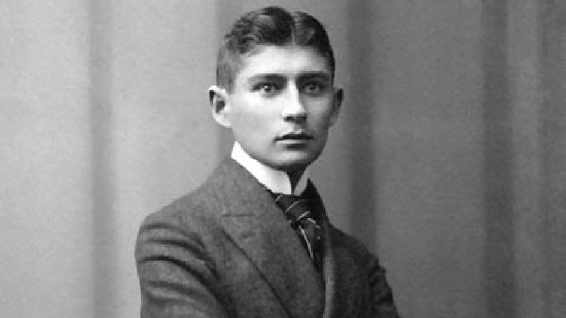 Audios para recordar - Kafka: literatura del existencialismo - 02/07/24 - Escuchar ahora