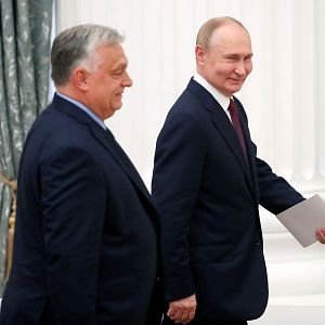 Cinco continentes - Cinco continentes - Viktor Orban se reúne con Vladimir Putin en Moscú - Escuchar ahora