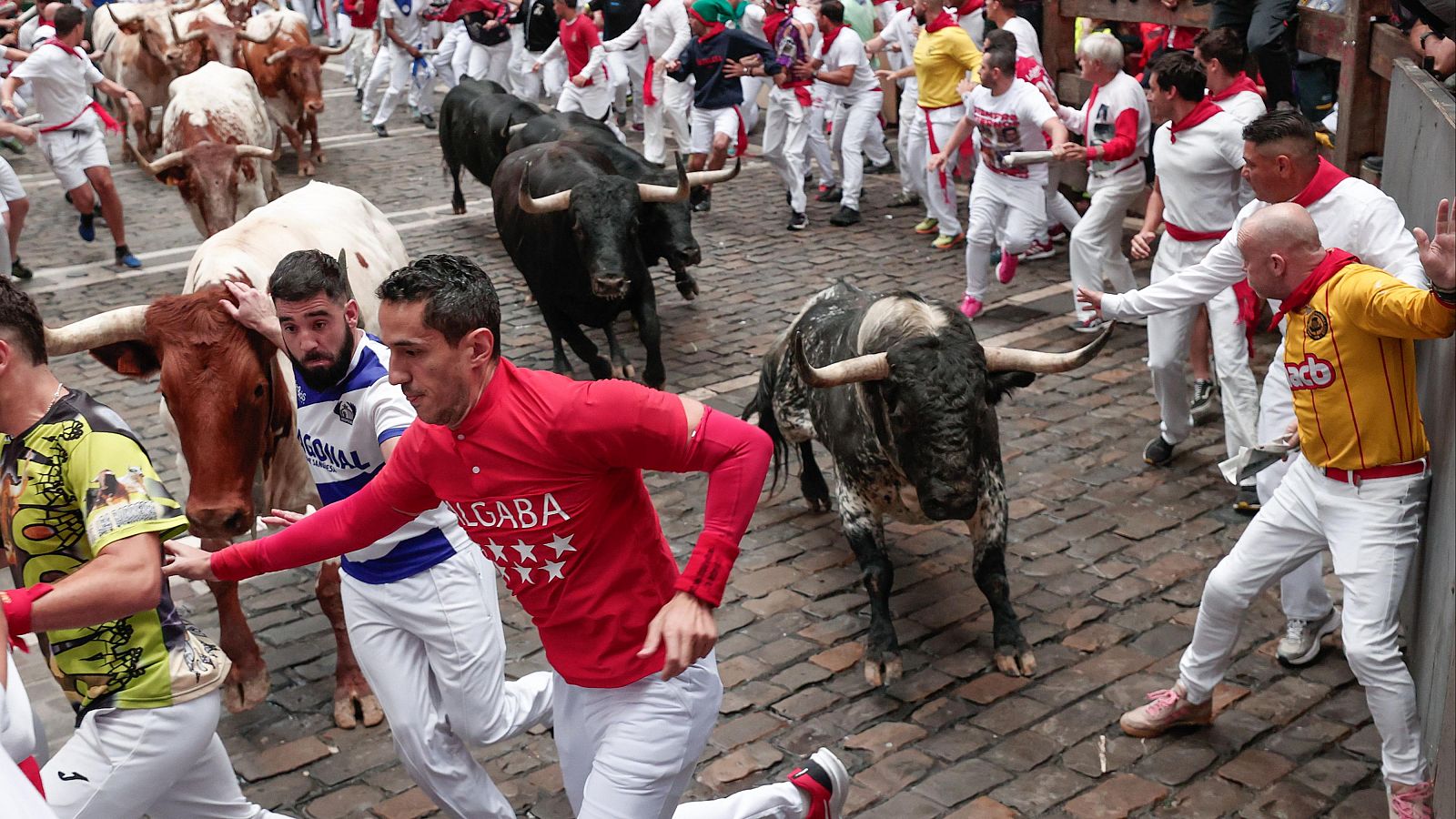 Tercer encierro de los Sanfermines 2024 - Escuchar ahora