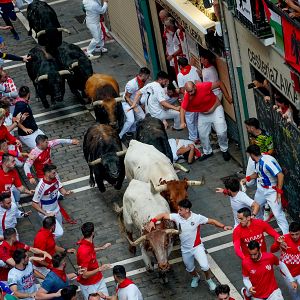 Sanfermines en RNE - Cuarto encierro de los Sanfermines 2024 - Sanfermines en RNE | Escuchar