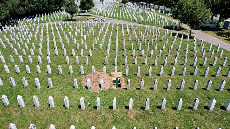 Cinco continentes - Masacre de Srebrenica: los genocidios de nuestro tiempo - Escuchar ahora