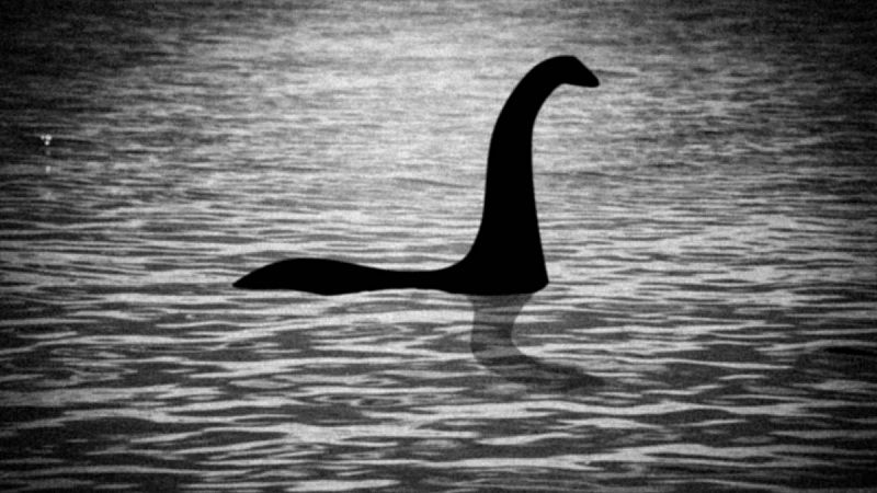 Memoria de delfín - La historia mínima de David Zurdo: El monstruo del lago Ness - Escuchar ahora