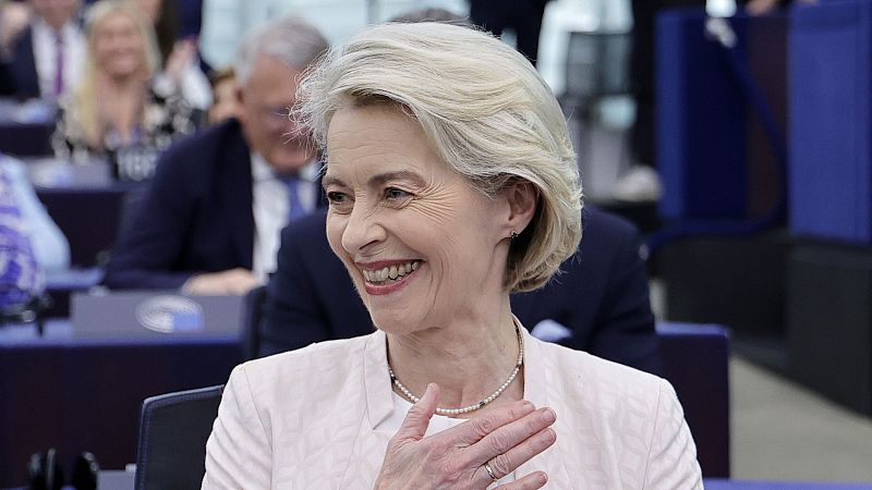 Europa Abierta - Ursula von der Leyen, cinco años más al frente de la Comisión Europea - Escuchar ahora
