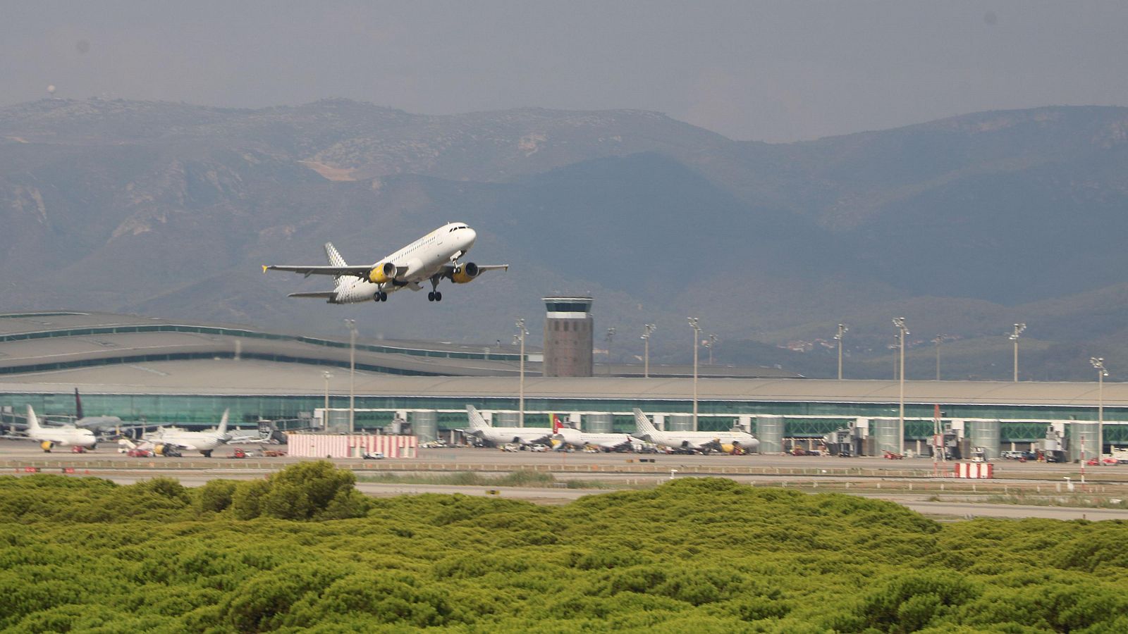 El Govern reactiva la polèmica de l'ampliació de l'Aeroport