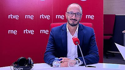 24 horas de RNE - Gómez de Celis (PSOE): "En el acuerdo, los independentistas firman por primera vez ser parte del Estado español" - Escuchar ahora