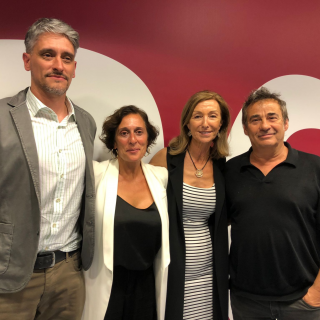 Cogemos 'El 47' y bajamos en 'Estaci�n Rocafort'