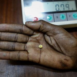 Las mañanas de RNE - Las mañanas de RNE - Después del terremoto, llega el oro - Escuchar ahora