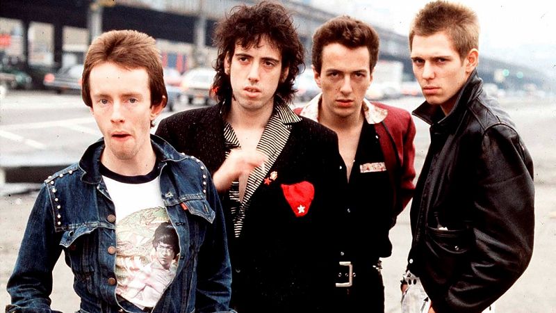 Cinco pistas - Aullidos - The Clash. London Calling. 1979 - 12/09/24 - Escuchar ahora