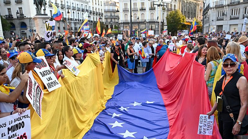 Las mañanas de RNE - Mamen Asencio - "Quienes estamos fuera de Venezuela somos los que podemos levantar la voz" - Escuchar ahora