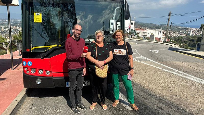 Parlem amb veïns de Torre Baró per "El 47" i els acompanyem al bus