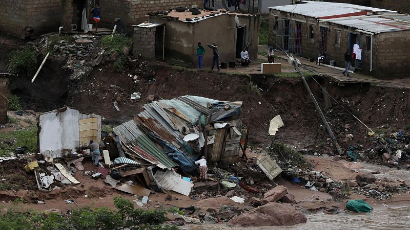 Cinco continentes - África occidental sufre las consecuencias de las lluvias torrenciales - Escuchar ahora