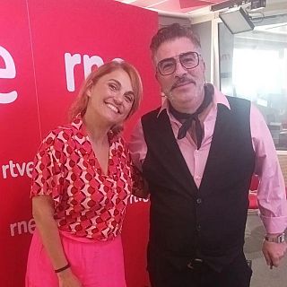 Agust�n Jim�nez: "El artista es curioso por necesidad y por esp�ritu"