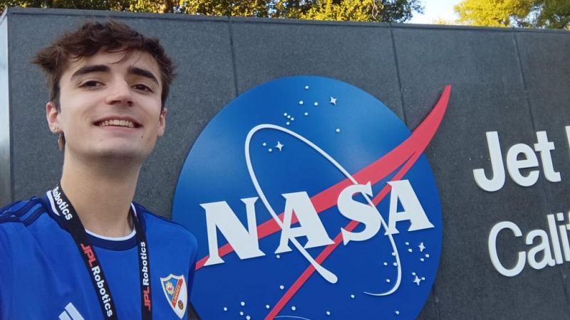 24 horas - Juan García, ingeniero de 23 años: "Trabajar en la NASA es apasionante" - Escuchar ahora