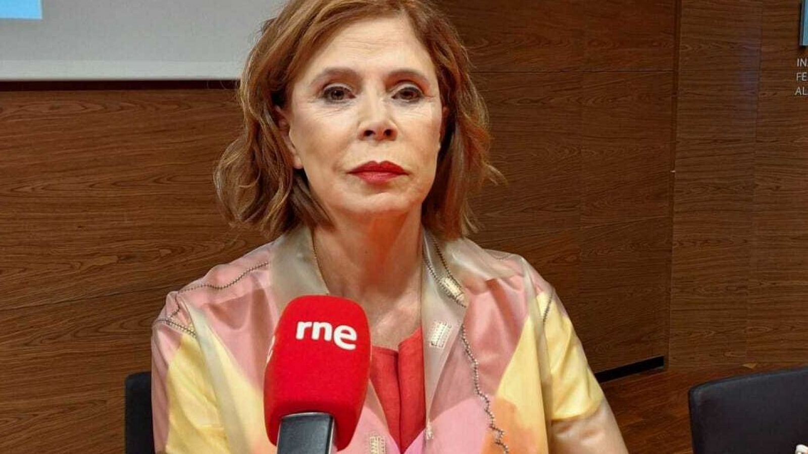 No es un día cualquiera - Entrevista a Agatha Ruíz de la Prada - Escuchar ahora