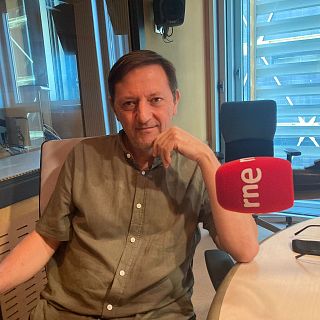 Ignacio Mart�nez de Pis�n presenta 'Ropa de casa'