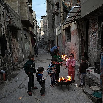 Las mañanas de RNE - Josep Cuní - Naheil, Hiba y Rawan, tres generaciones palestinas exiliadas en El Líbano - Escuchar ahora