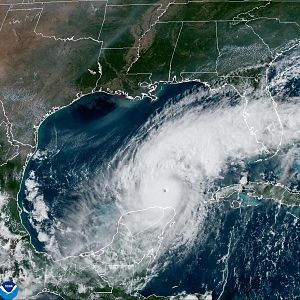 24 horas - 24 horas de RNE - Huracán Milton: "Estamos en modo emergencia y preparados para un huracán que será catastrófico" - Escuchar ahora