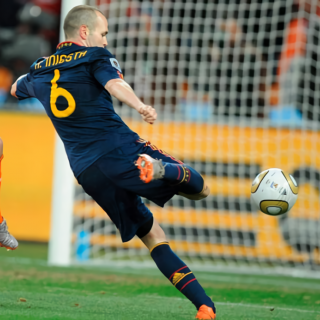 Antonio Muelas, la voz que narr� el gol de Iniesta