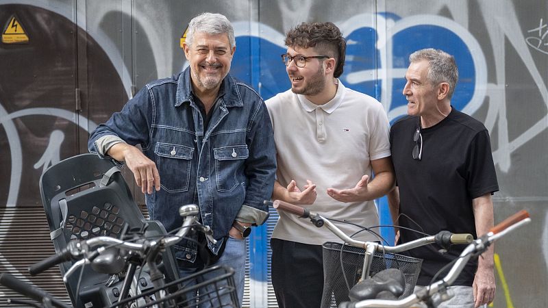 Sn 4 dies- Se7 de Cultura. 35ena Fira del Torr i de la xocolata a la pedra d'Agramunt: Hem parlat amb Albert Adri, mestre pastisser i membre del jurat. 1er Festival Internacional de Mgia de Barcelona: connexi amb Marc Margarit.