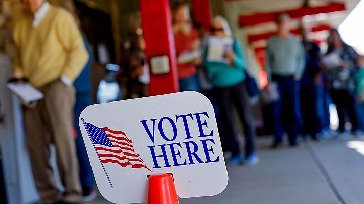 Más Cerca - Una decena de Estados llevan propuestas para que el aborto se reconozca como un derecho en la Constitución estatal, como Arizona, donde está permitido hasta la semana 15 de gestación - Escuchar Ahora