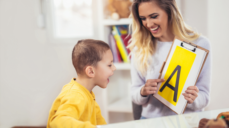 Redes de aprendizaje - Me han dicho que mi hijo necesita educacin especial - Escuchar ahora