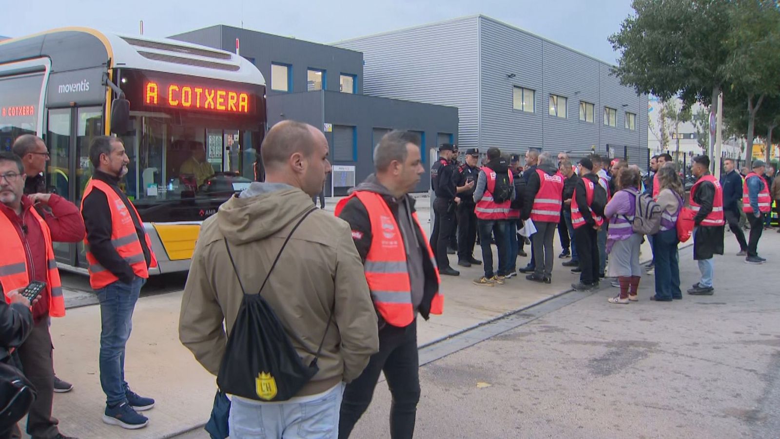 Els sindicats es mobilitzen per les reivindicacions dels conductors d’autobús