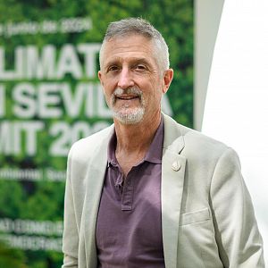 Las mañanas de RNE - Las Mañanas de RNE - Valladares: "Esta DANA se explica por la energía acumulada en el Mediterráneo" - Escuchar ahora