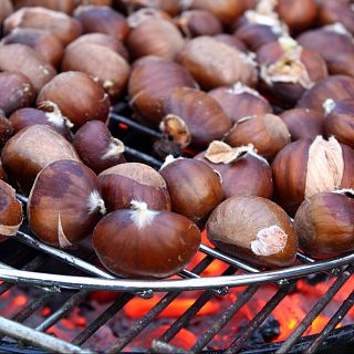 El Magosto en Galicia: fuego y castañas son protagonistas