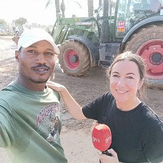 Reencuentro en Catarroja con Kunle, que llegó en el Aquarius