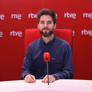 'Un Dios con el est�mago vac�o' de Mat�as Candeira