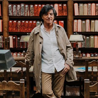 Carlos L�pez-Ot�n: 'La levedad de las lib�lulas'