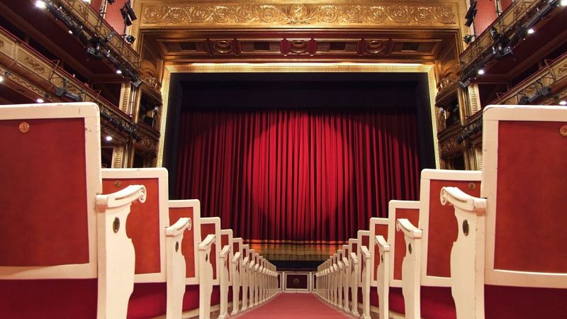 La zarzuela - La del manojo de rosas, de Pablo Sorozbal, en el Teatro de la Zarzuela - 19/11/24 - escuchar ahora