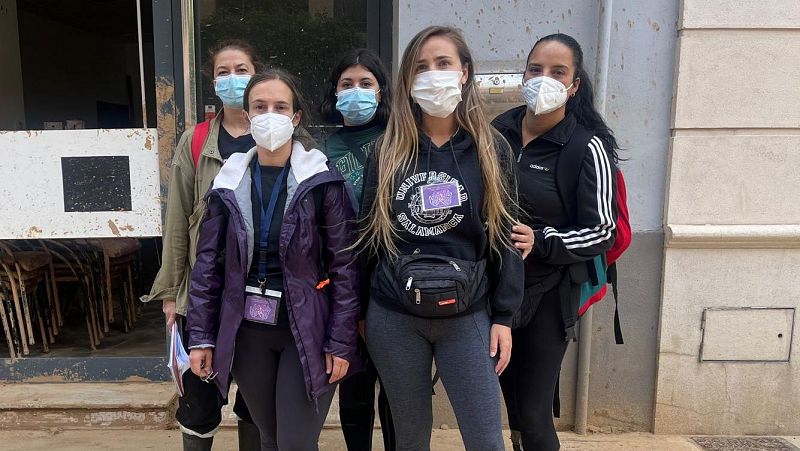 25N | Las vctimas de violencia de gnero en la DANA: "Primero fueron horas de terror" - Escuchar ahora