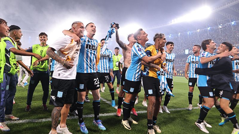 Tablero deportivo - Latinoamérica F.C.: la final de la Copa Sudamericana y la previa de la Libertadores - Escuchar ahora