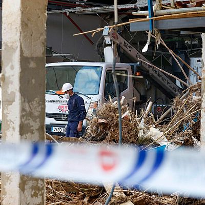 Las Mañanas de RNE - Reconstrucción tras la DANA: “Podemos hablar de meses hasta que se note algo todo el trabajo\" - Escuchar Ahora