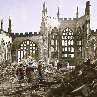 7 canciones para 56 guerras, con Daniel Broncano