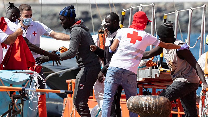 14 horas - Sobre los menores tutelados en Canarias: "Los espacios se han quedado cortos, están masificados" - Escuchar Ahora