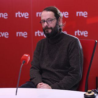 La vida atrapada en 'El fruto verde siempre' de Manuel Astur