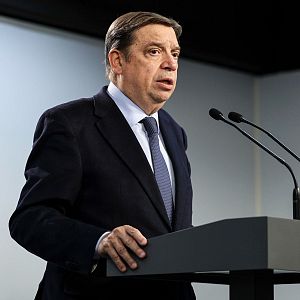 Las mañanas de RNE - Las Mañanas de RNE - Luis Planas: "La propuesta de la Comisión era sinceramente disparatada" - Escuchar Ahora