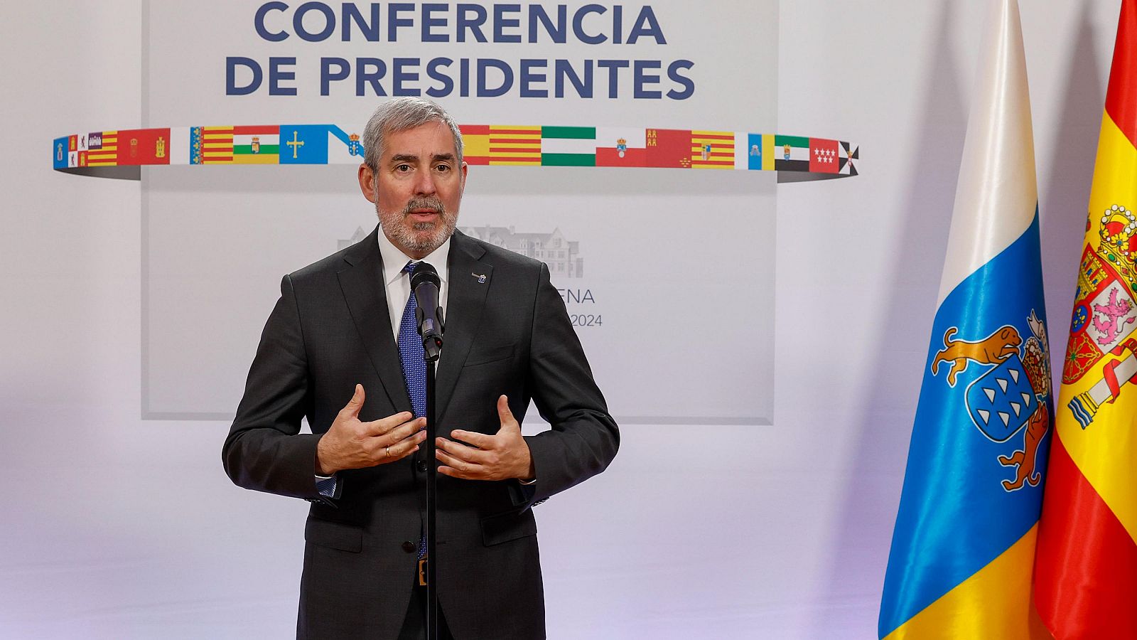 El presidente de Canarias, Fernando Clavijo, lamenta que la Conferencia de Presidentes termine "sin ningún acuerdo" e insiste en articular un "mecanismo automático" para atender a los menores migrantes que llegan al archipiélago