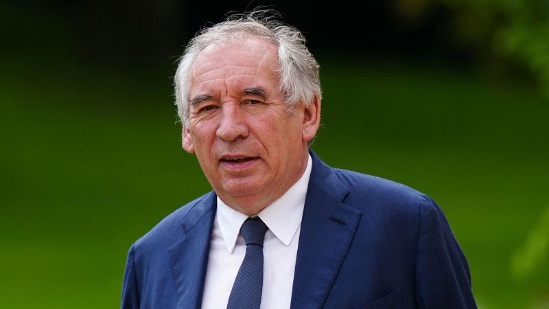 Cinco Continentes - François Bayrou, nuevo primer ministro de Francia - Escuchar ahora