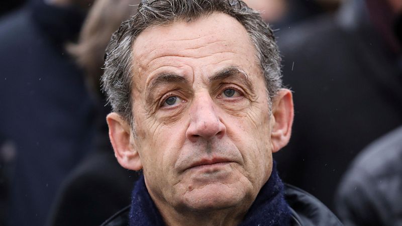 Cinco Continentes - Sarkozy, condenado por la justicia francesa - Escuchar ahora