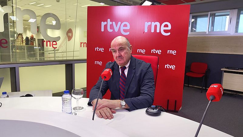 Las Mañanas de RNE - Luis de Guindos (BCE): "No existe posibilidad de mejora económica sin una banca solvente" - Escuchar ahora