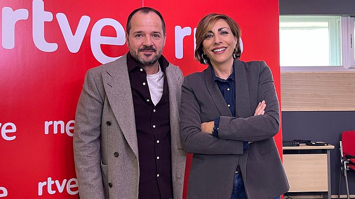 Las Mañanas de RNE - Mamen Asencio - Ángel Martín: \"No eres lo que muestras en redes sociales\" - Escuchar ahora