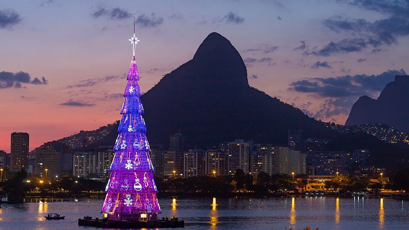 Emissão em Português - Especial de Natal: canções natalinas brasileiras - 25/12/24 - Escuchar ahora