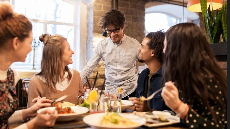 Reservado para 5 - Los clientes homenajeados en los Premios Nacionales de Hostelería - 19/12/24 - Escuchar ahora