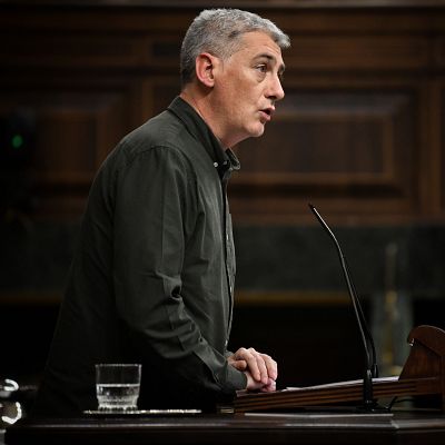 Parlamento RNE - Oskar Matute critica la negativa de PNV a la tasa a las energéticas: \"No tiene ninguna lógica que dejen de pagar\" - Escuchar ahora