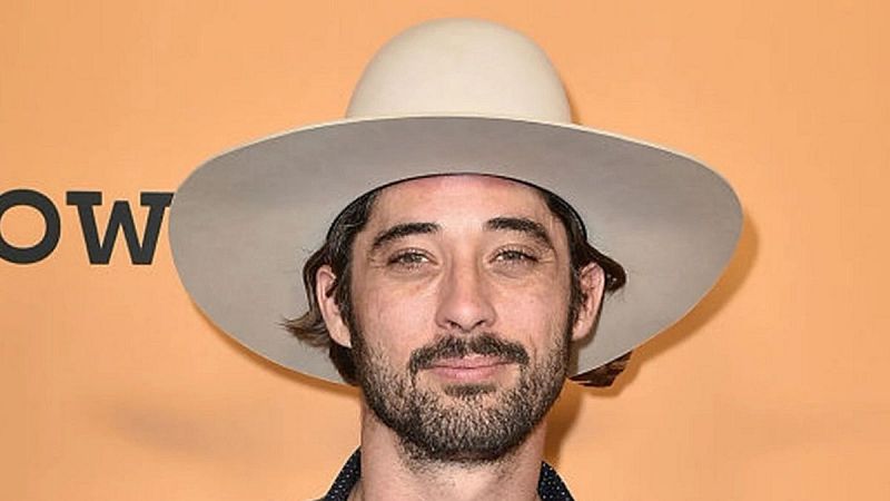 Sin Rodeos - El último regalo de Yellowstone es un inédito de Ryan Bingham - 20/12/24 - Escuchar ahora